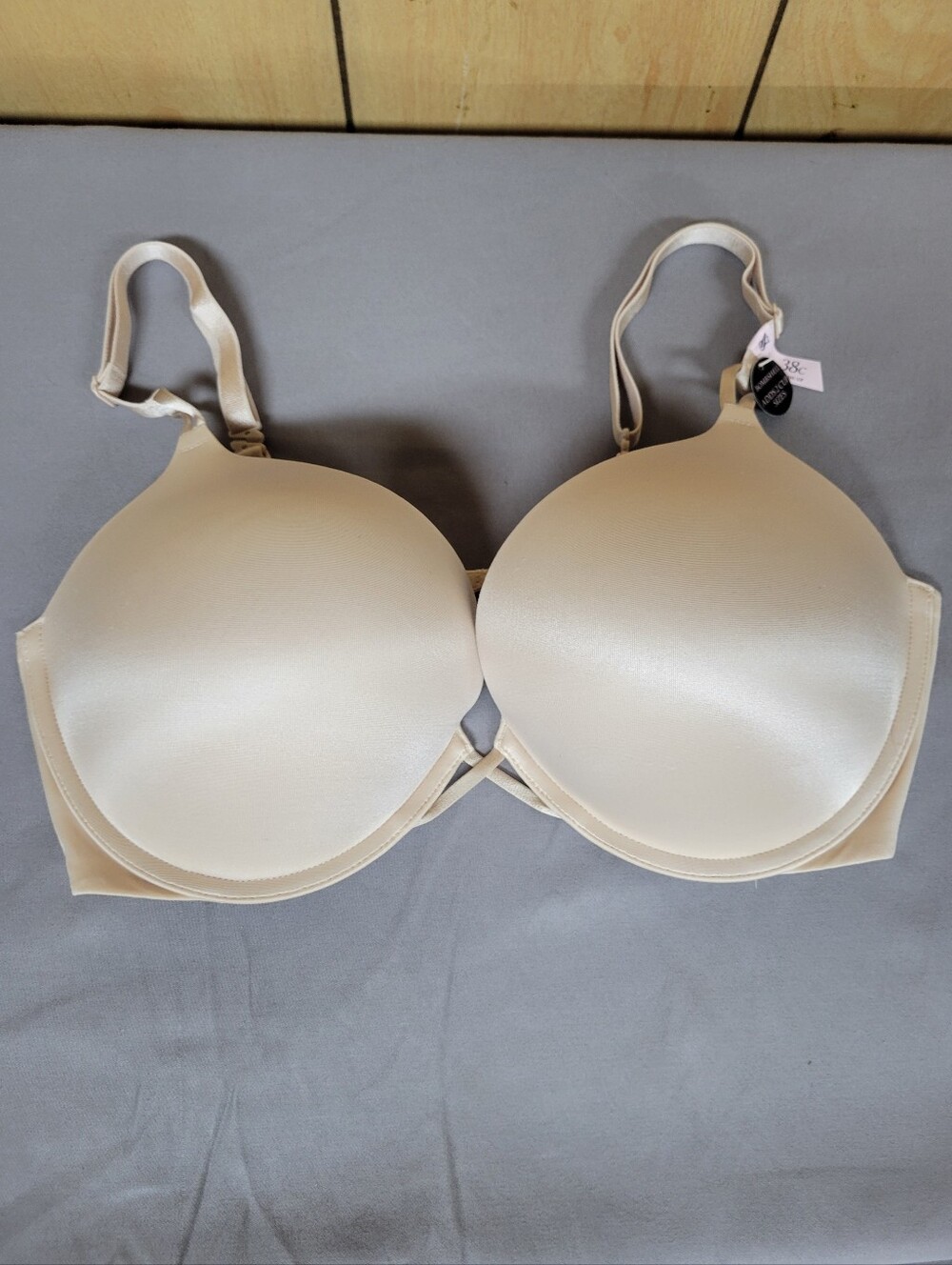 Victoria's Secret Bomvshell Plunge Push-up Bra
